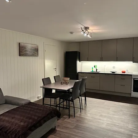 Your Away From Home, 2 * トロムソ